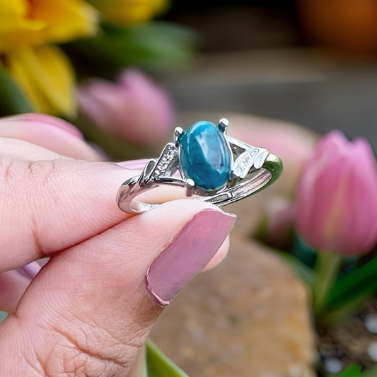 Apatite Adjustable Oval Ring