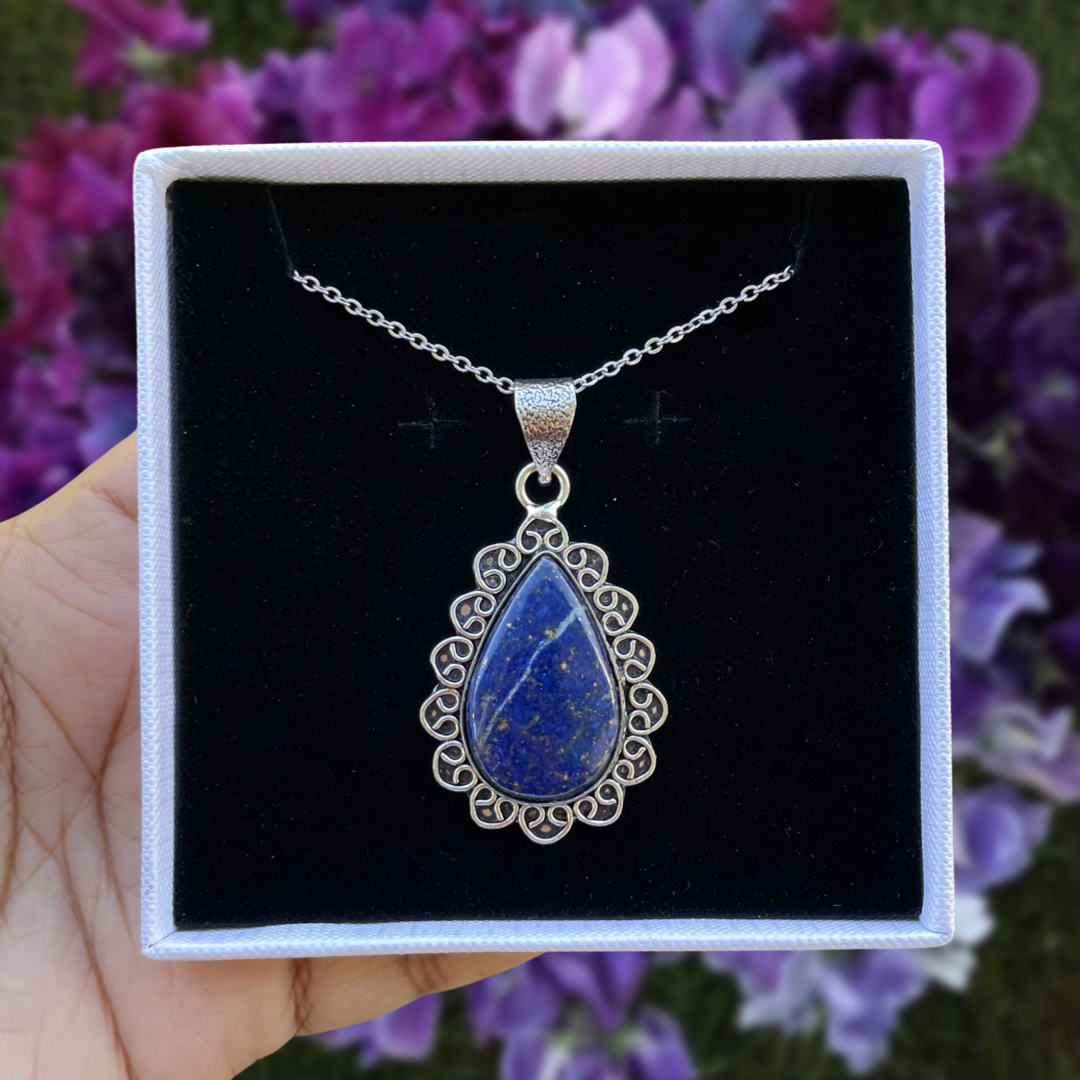 Lapis Lazuli Vintage Pendant Necklace
